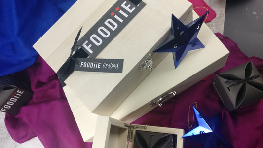 Gift Box Deluxe -  12 Authentic Dishes From Around The World